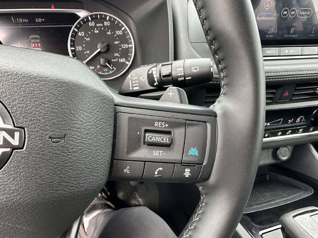 Certified 2025 Nissan Rogue SV w/ SV Premium Package AWD/4WD image 29