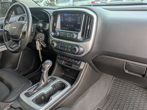 Used 2022 Chevrolet Colorado ZR2 image 13