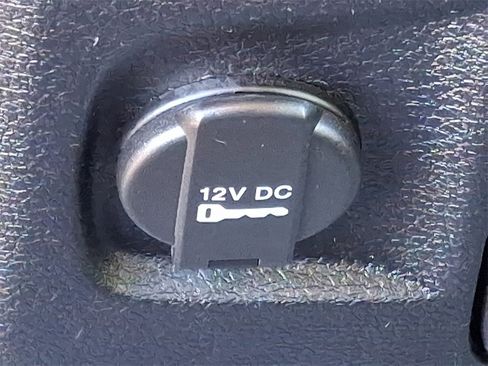 Used 2017 RAM 1500 Big Horn image 22