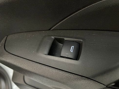 Used 2025 Chevrolet Trax LT w/ LT Convenience Package image 20