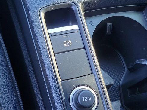 Used 2022 Audi Q3 2.0T Premium w/ Convenience Package image 16