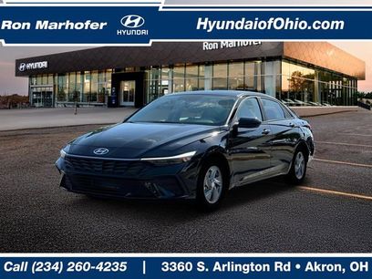 New 2025 Hyundai Elantra SE