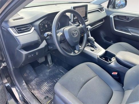 Used 2024 Toyota RAV4 LE image 10