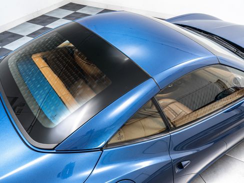 Used 2010 Ferrari California image 39