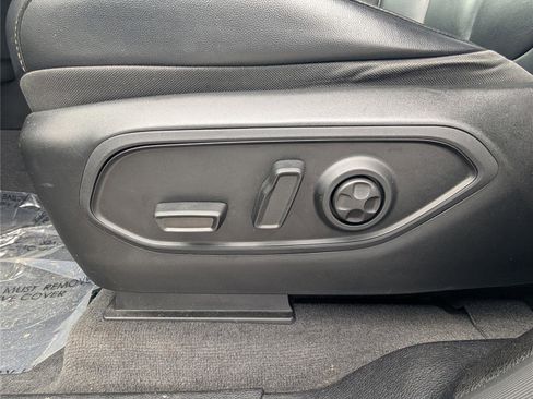 Used 2021 Jeep Grand Cherokee L Limited image 21