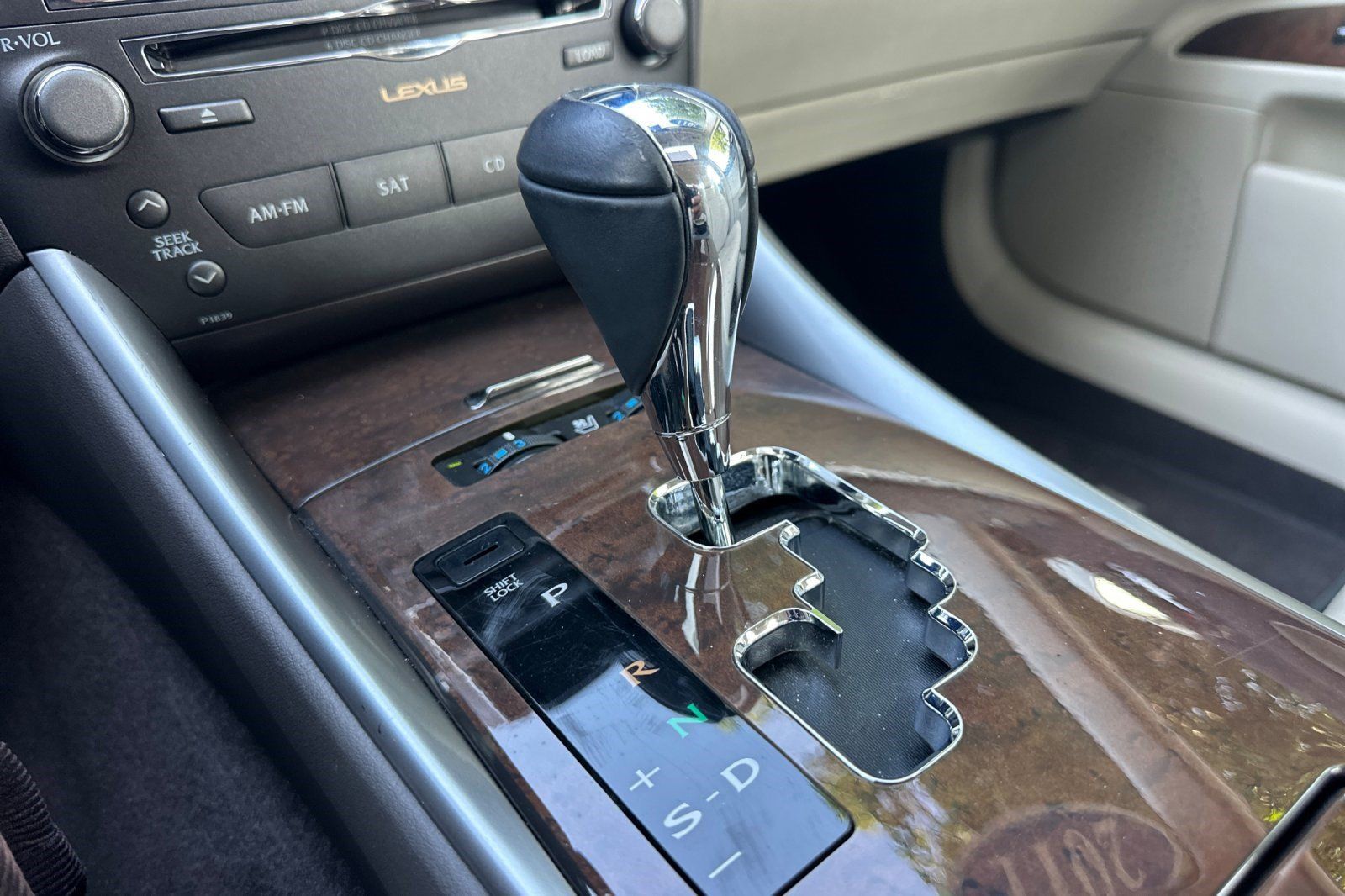 Used 2011 Lexus IS 350 AWD w/ Luxury Plus Value Edition image 17