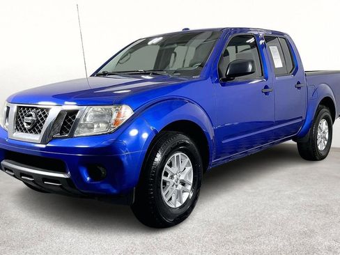 Used 2015 Nissan Frontier SV image 15
