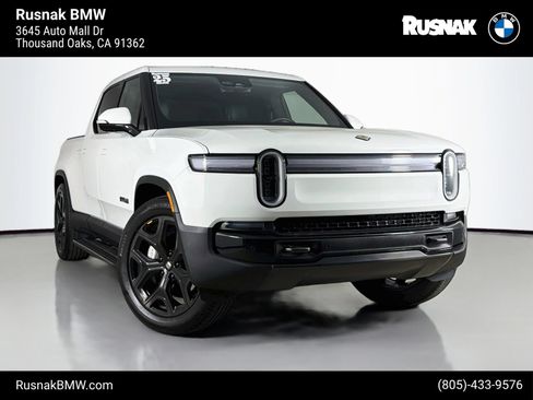 Used 2025 Rivian R1T Adventure AWD/4WD image 1