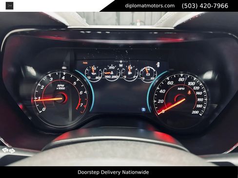 Used 2018 Chevrolet Camaro SS RWD image 77