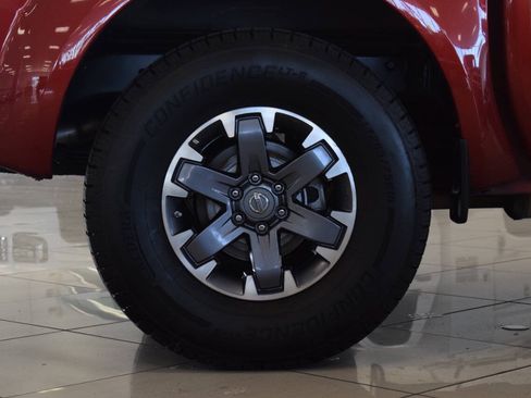 Used 2015 Nissan Frontier Desert Runner RWD image 42