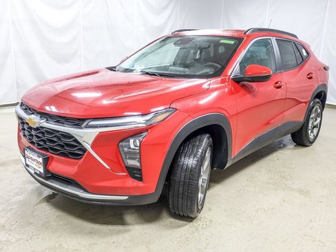 New 2026 Chevrolet Trax LT w/ Driver Confidence Package image 4