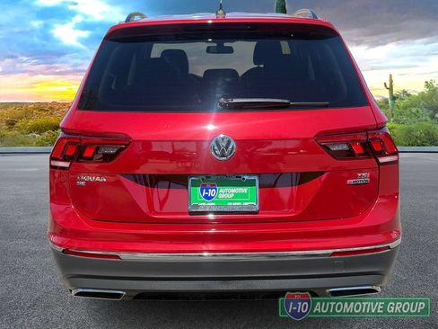 Used 2018 Volkswagen Tiguan SE w/ Panoramic Sunroof Package AWD/4WD image 6