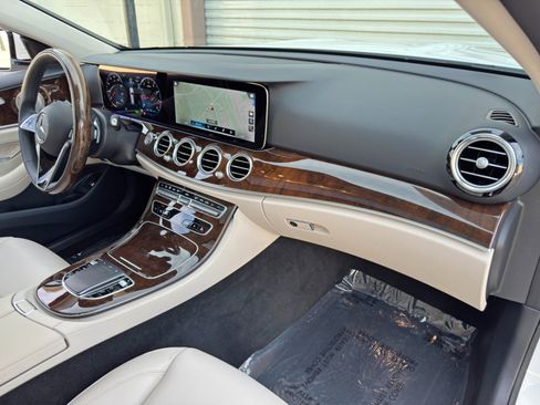 Used 2023 Mercedes-Benz E 450 4MATIC All-Terrain Wagon image 16
