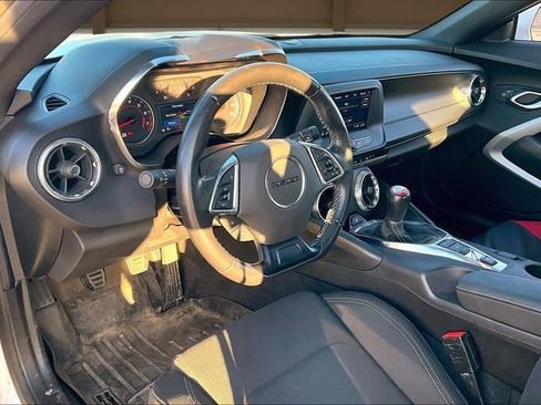 Used 2021 Chevrolet Camaro LT image 14