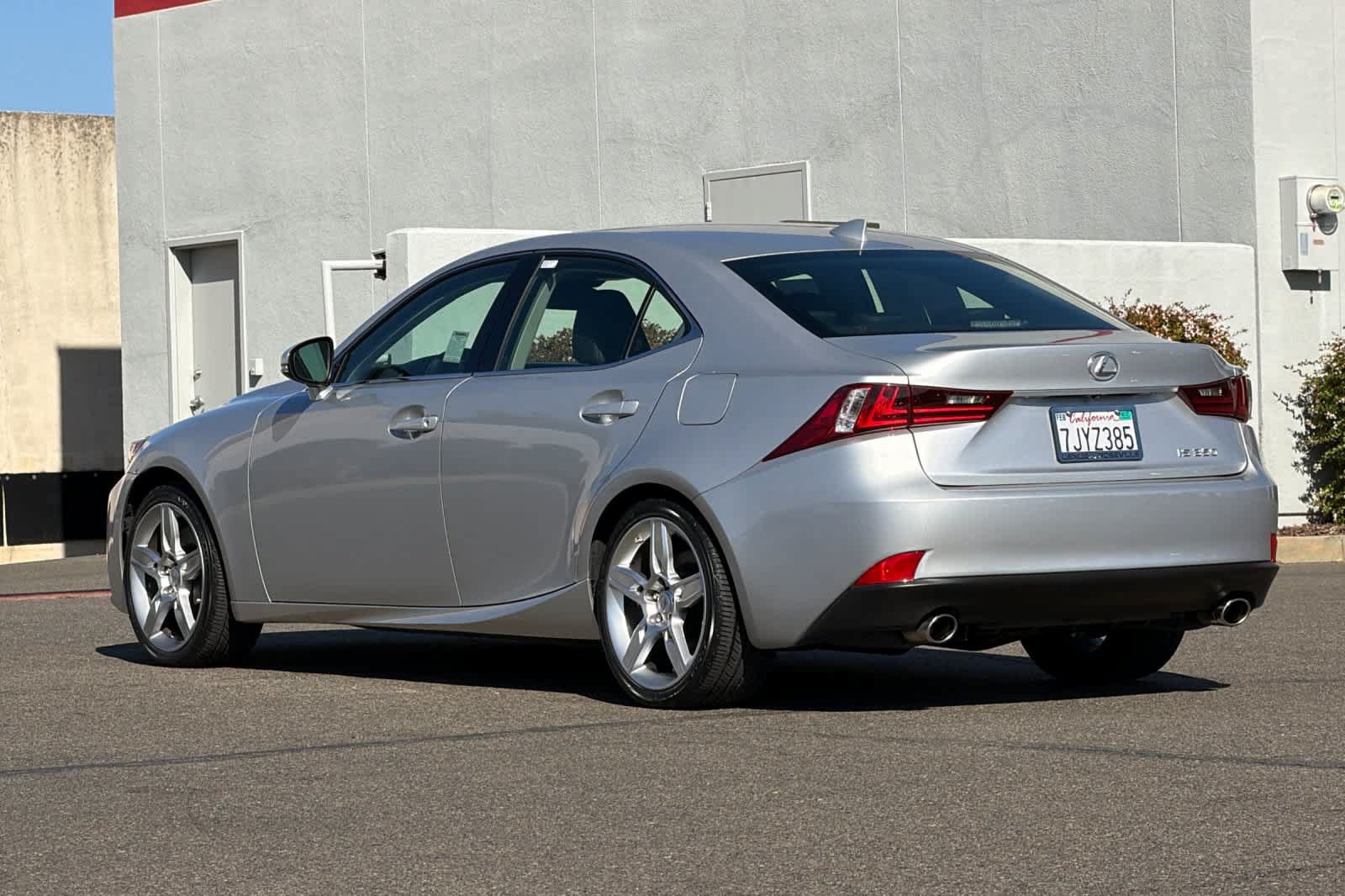 Used 2015 Lexus IS 350 RWD image 7