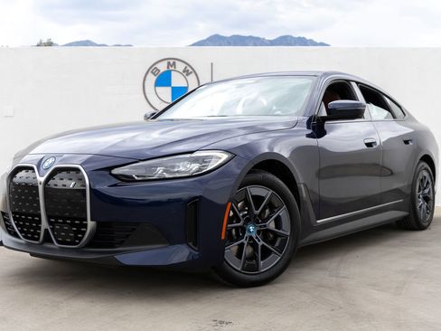 Used 2023 BMW i4 eDrive35 RWD image 8