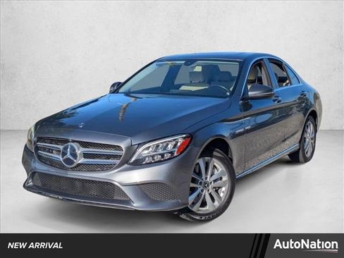 Used 2019 Mercedes-Benz C 300 4MATIC Sedan image 1