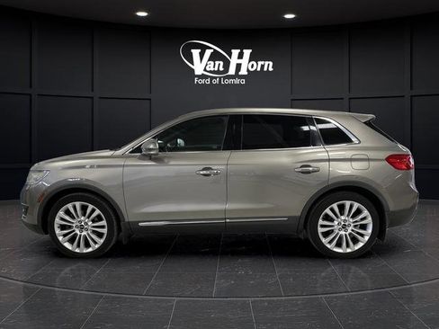 Used 2016 Lincoln MKX Reserve w/ Climate Package image 11