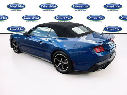 Used 2024 Ford Mustang Premium RWD image 5
