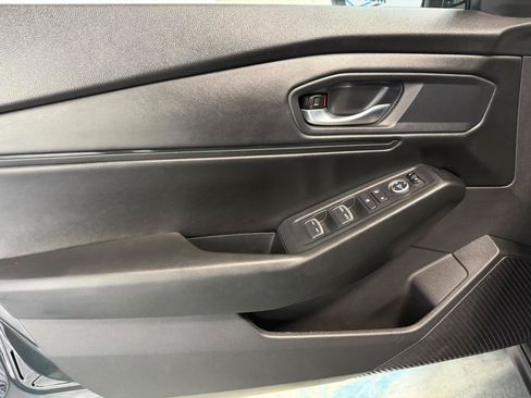 Used 2025 Honda Accord SE image 11