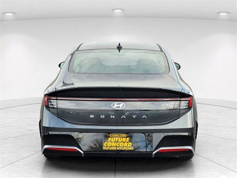 New 2026 Hyundai Sonata SEL image 4