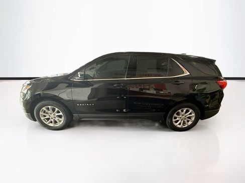 Used 2020 Chevrolet Equinox LT w/ Driver Convenience Package FWD image 9