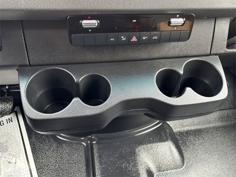 Used 2023 Mercedes-Benz Sprinter 144 Cargo image 21