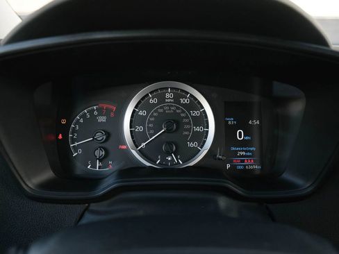 Used 2021 Toyota Corolla LE image 35