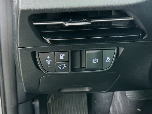 Used 2024 Kia EV6 Wind w/ Wind Technology Package RWD image 17