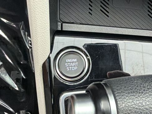 Used 2023 Kia Sportage EX FWD image 16