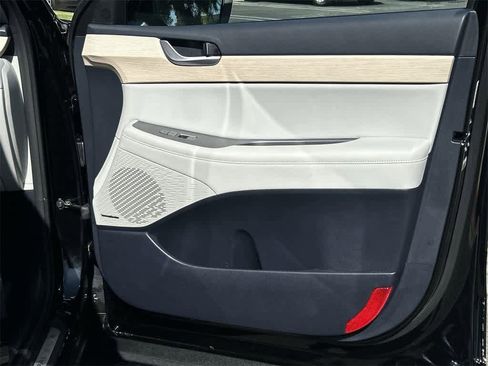 Used 2024 Hyundai Palisade Limited image 34