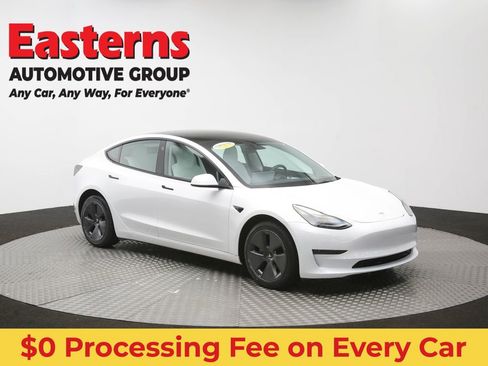 Used 2023 Tesla Model 3 Standard Range RWD image 43