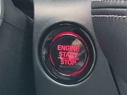 Certified 2023 Honda HR-V EX-L image 24