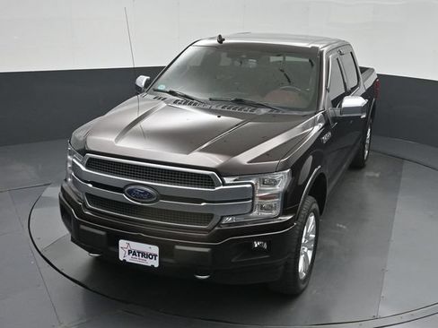 Used 2018 Ford F150 Platinum w/ Equipment Group 701A Luxury AWD/4WD image 42
