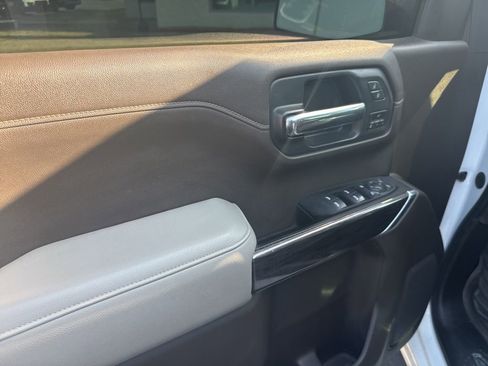 Used 2022 Chevrolet Silverado 1500 LTZ image 13