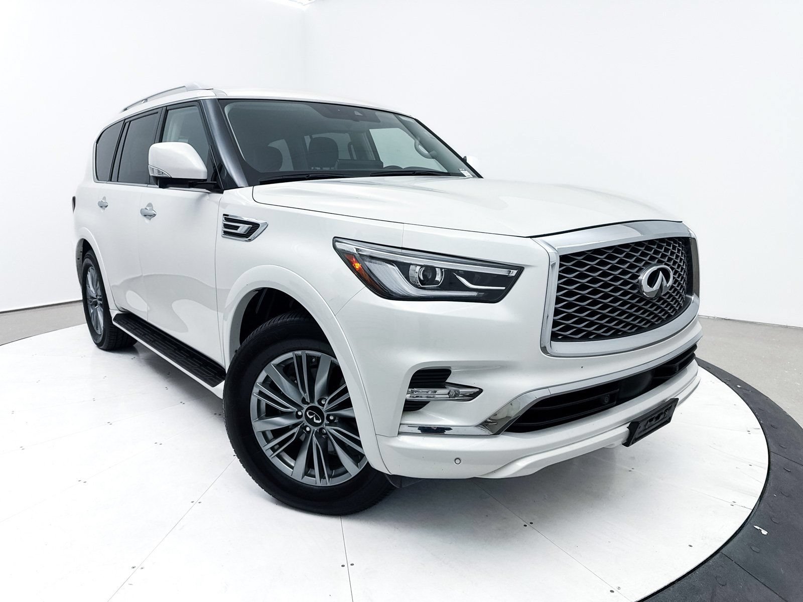 Used 2024 INFINITI QX80 Luxe AWD/4WD image 14