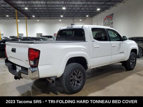 Used 2023 Toyota Tacoma SR5 RWD image 10