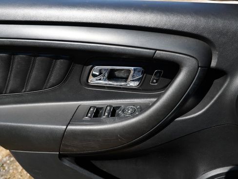 Used 2015 Ford Taurus Police Interceptor AWD image 30