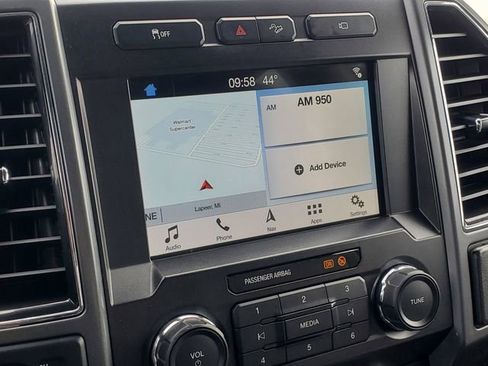 Used 2019 Ford F250 XLT w/ XLT Premium Package image 15