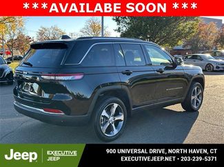 Used 2023 Jeep Grand Cherokee 4WD 4xe w/ Luxury Tech Group II video 2