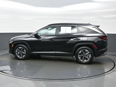 Certified 2026 Hyundai Tucson SEL Plus FWD image 3