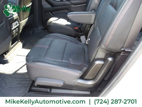 Used 2023 Chevrolet Traverse RS w/ LPO, Floor Liner Package image 14