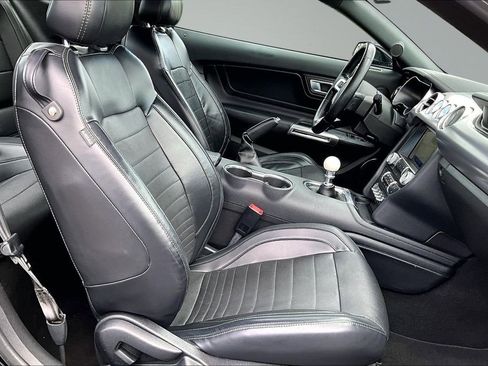 Used 2019 Ford Mustang Bullitt w/ Bullitt Electronics Package RWD image 7