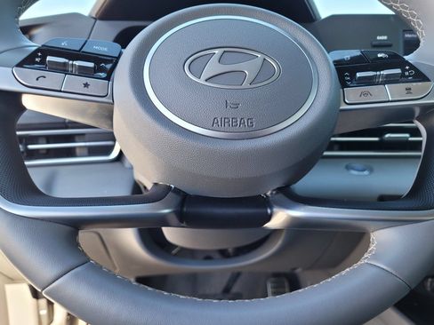 Certified 2026 Hyundai Elantra SEL Sport Premium FWD image 32