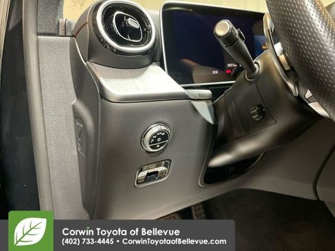 Used 2025 Mercedes-Benz GLC 43 AMG 4MATIC image 11