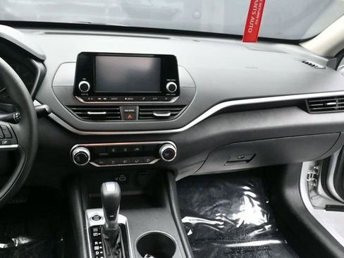 Used 2021 Nissan Altima 2.5 S image 15