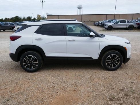 New 2026 Chevrolet TrailBlazer LT w/ LT Cold Weather Package image 2