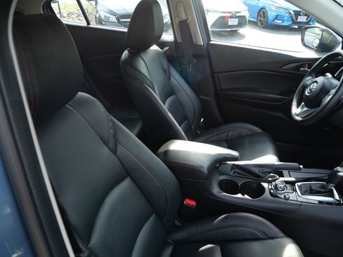 Used 2014 MAZDA MAZDA3 s Touring FWD image 29
