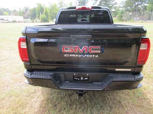 Used 2026 GMC Canyon Elevation AWD/4WD image 8