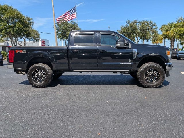 Used 2021 Ford F250 Lariat w/ Lariat Ultimate Package AWD/4WD image 2